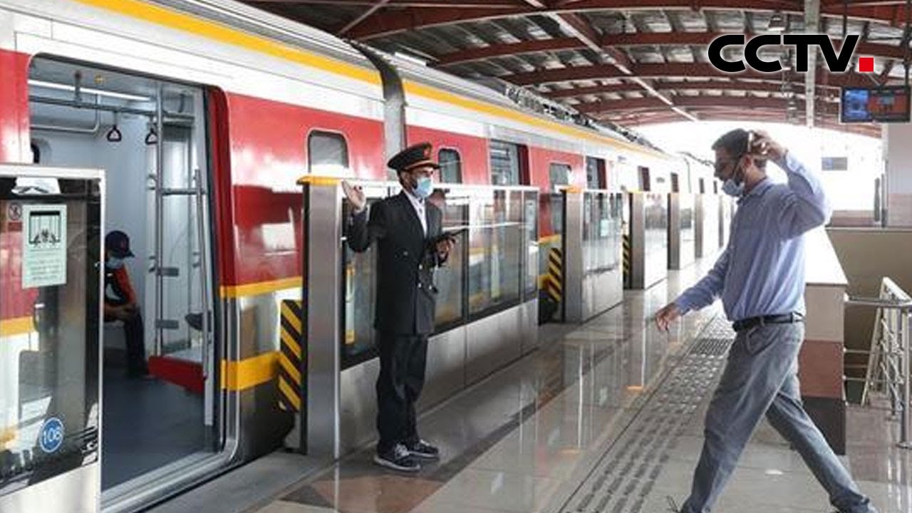热门打卡地！巴基斯坦首条地铁中国造 |《中国新闻》CCTV中文国际