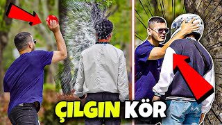 Görme Engelli̇ Kiliğinda İnsanlari Trollemek 14 %100 İzle - Sosyal Deney