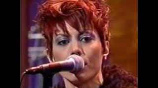 Joan Jett   Mary Tyler Moore Theme (LOVE IS ALL AROUND)