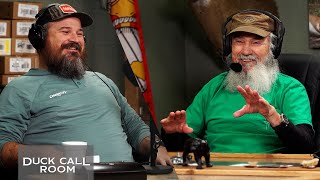 Uncle Si Remembers the Forgotten Robertson Brother | Duck Call Room #284