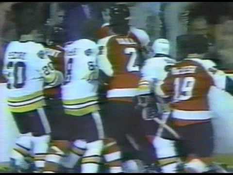 Paul Holmgren vs Terry O'Reilly Round 2, Mel Bridg...