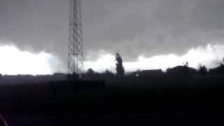 Tornado Clouds Over Sidney 2.AVI