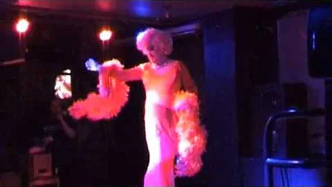 RUBY REYNOLDS (leebo films)