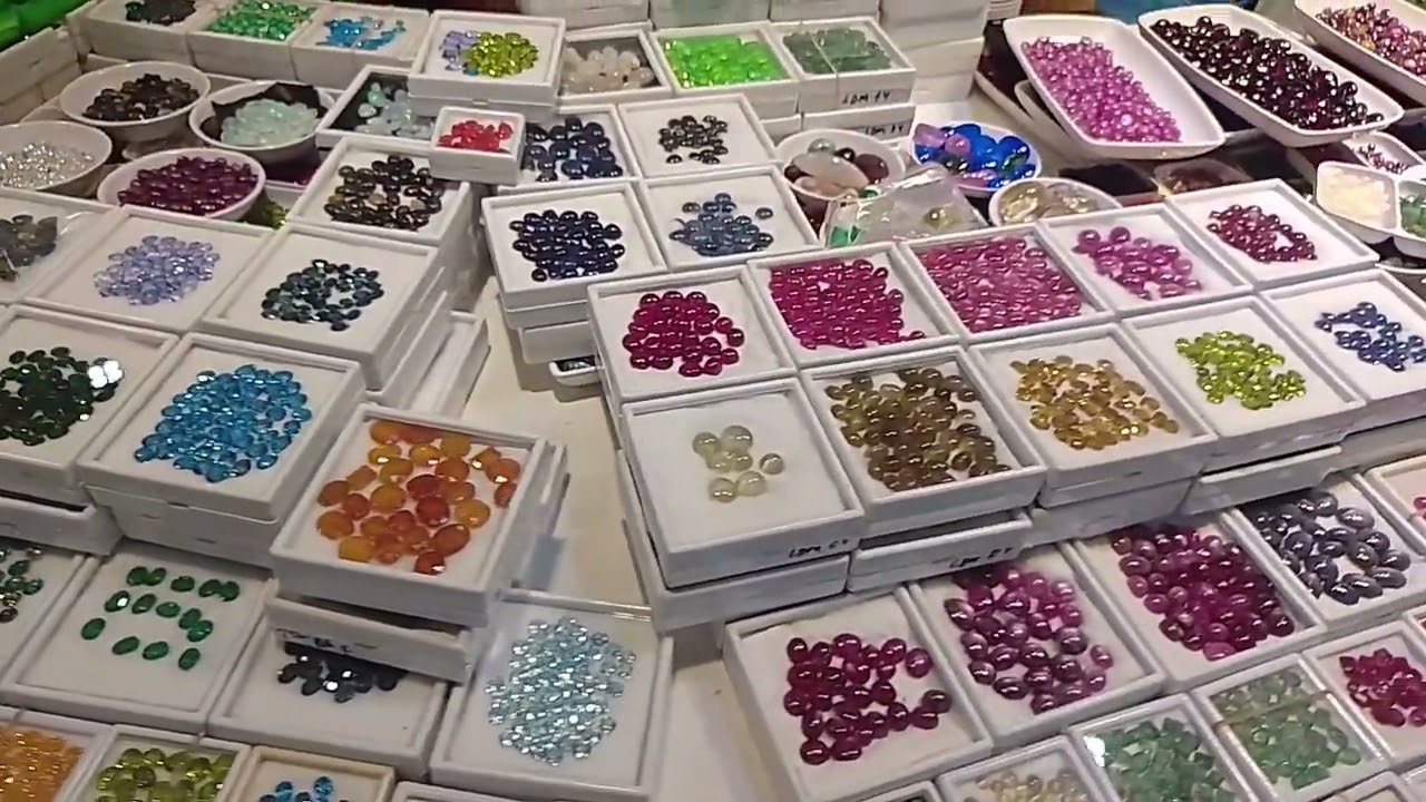 Pusat Batu Permata Terbesar Di Indonesia