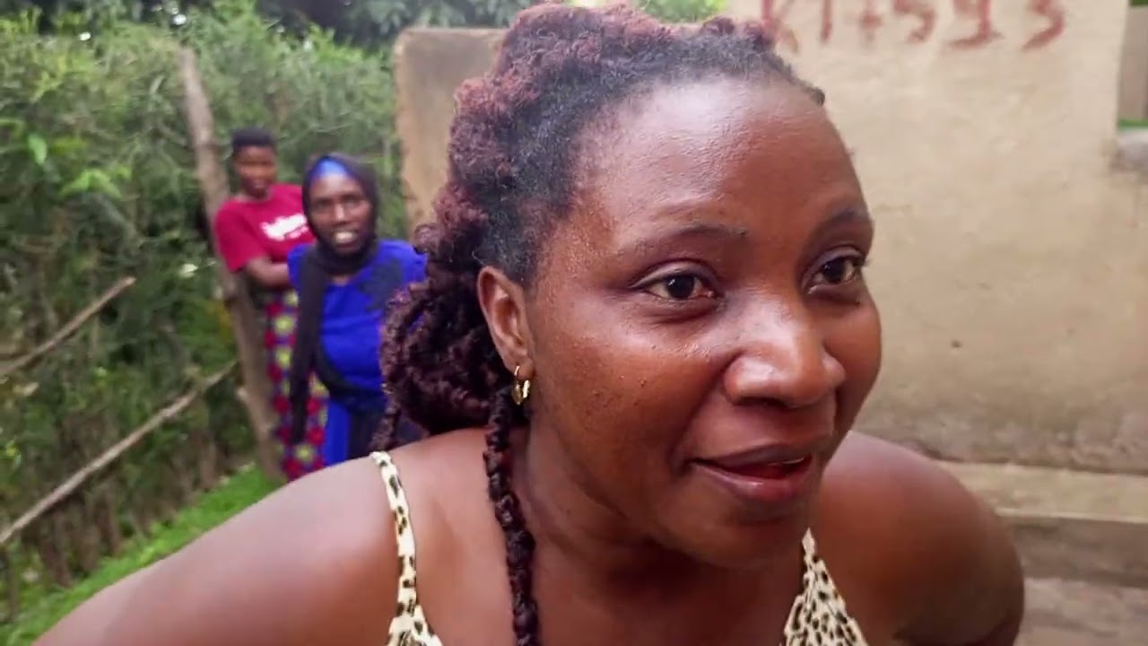 Abagore bakubise indaya ije kureba umugabo   wabandi