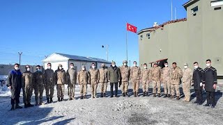 Cumhurbaşkanımız Van'da,Belbuka Tepe Kalekol Üs Bölgesi'nde kahramanlarımızın 2021yılını tebrik etti