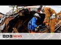Japan earthquake: Race to find survivors as rescue window closes - BBC News