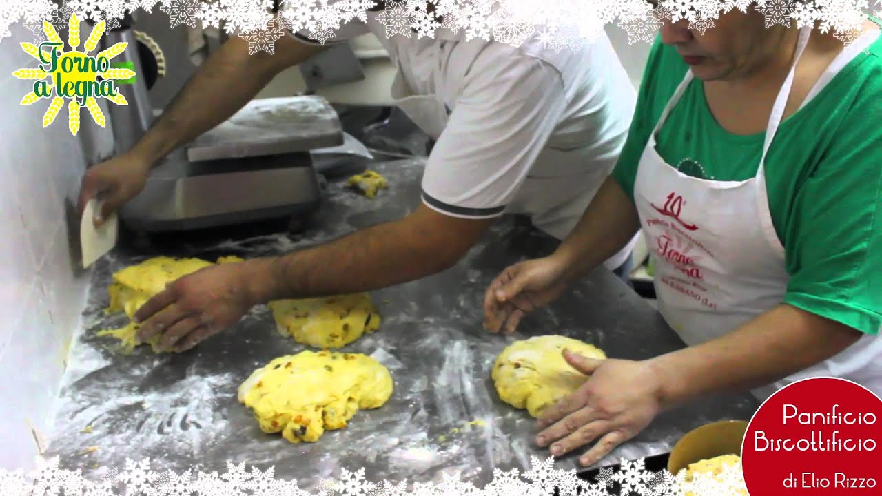 Il Panettone del Forno a Legna Rizzo (Alessano) - YouTube