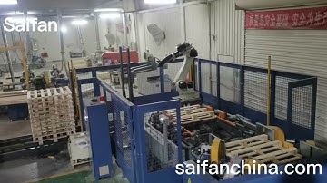 Robot arm in SF1000 automatic wooden pallet nailing machine