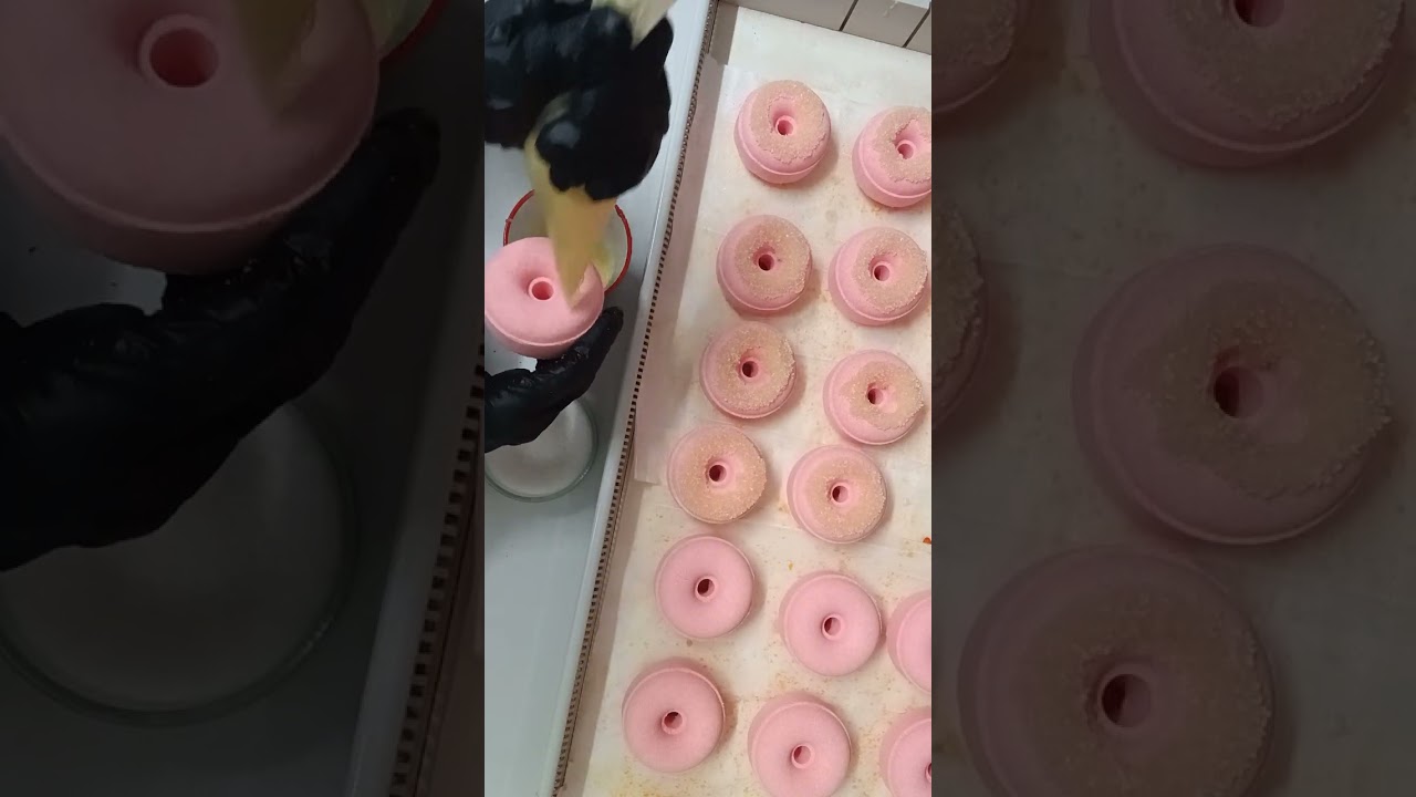 Decorating the Beautiful life bath bomb