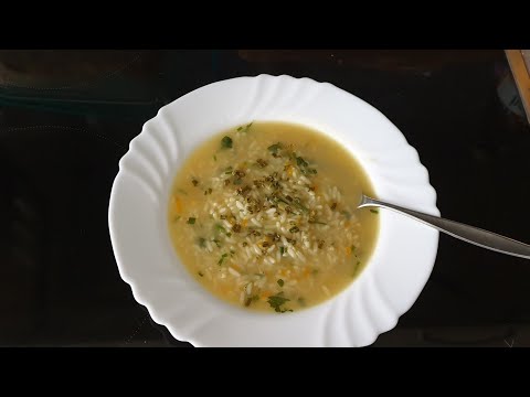 Video: Polévka S Rýží, Zeleninou A Masovými Kuličkami