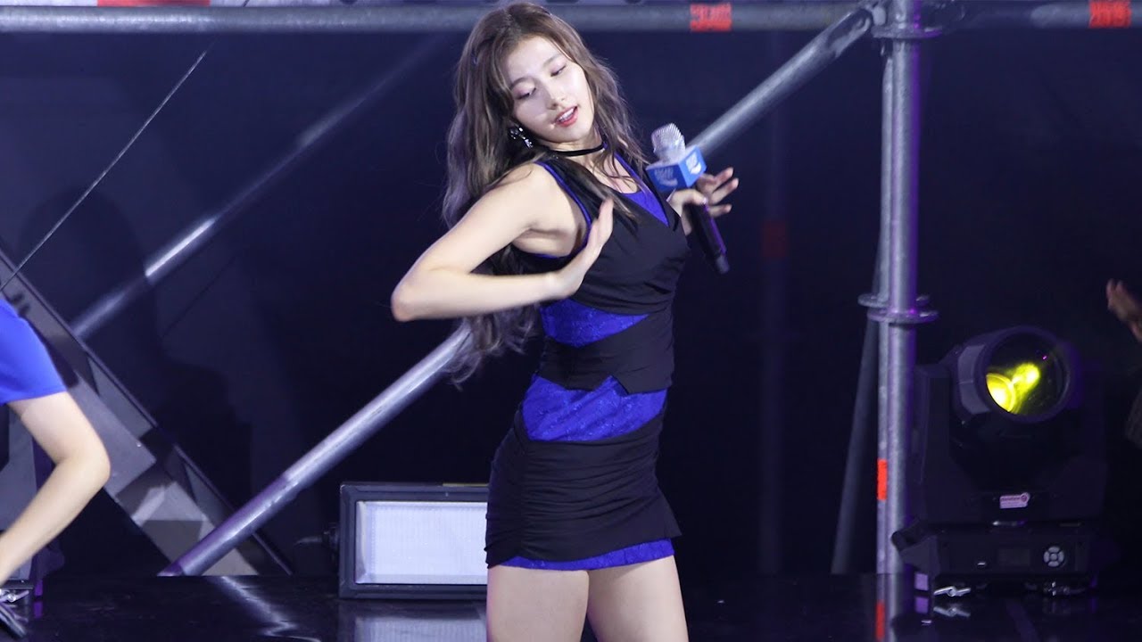 180904 트와이스(TWICE) 사나(Sana) - Dance The Night Away [포카리첼린지틴페스타] 4K 직캠 by 비몽