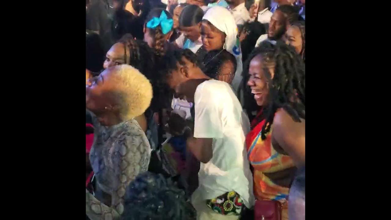 yung Bredda performance in jamaica color splash 2022 YouTube