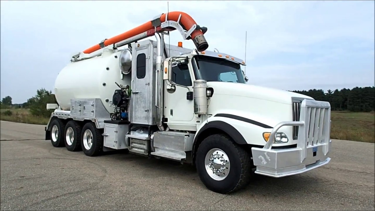 hydro excavator truck