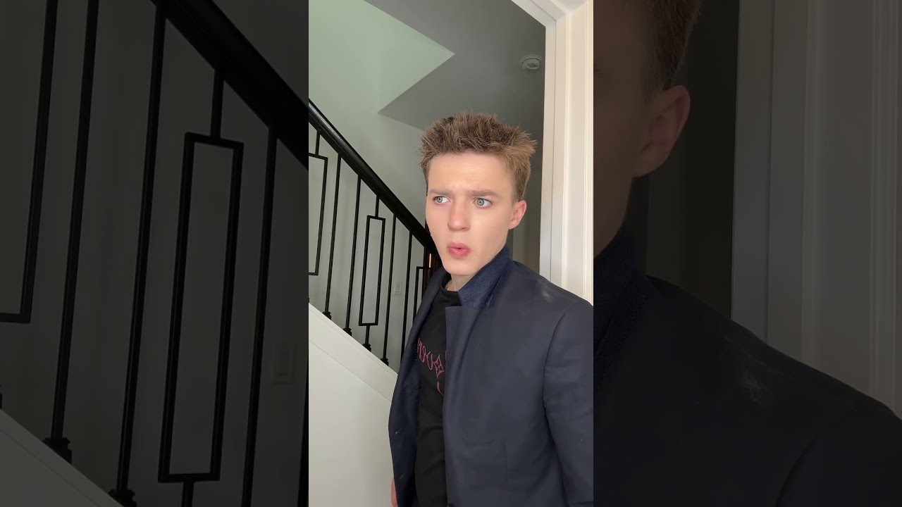 Walking In On Bro 