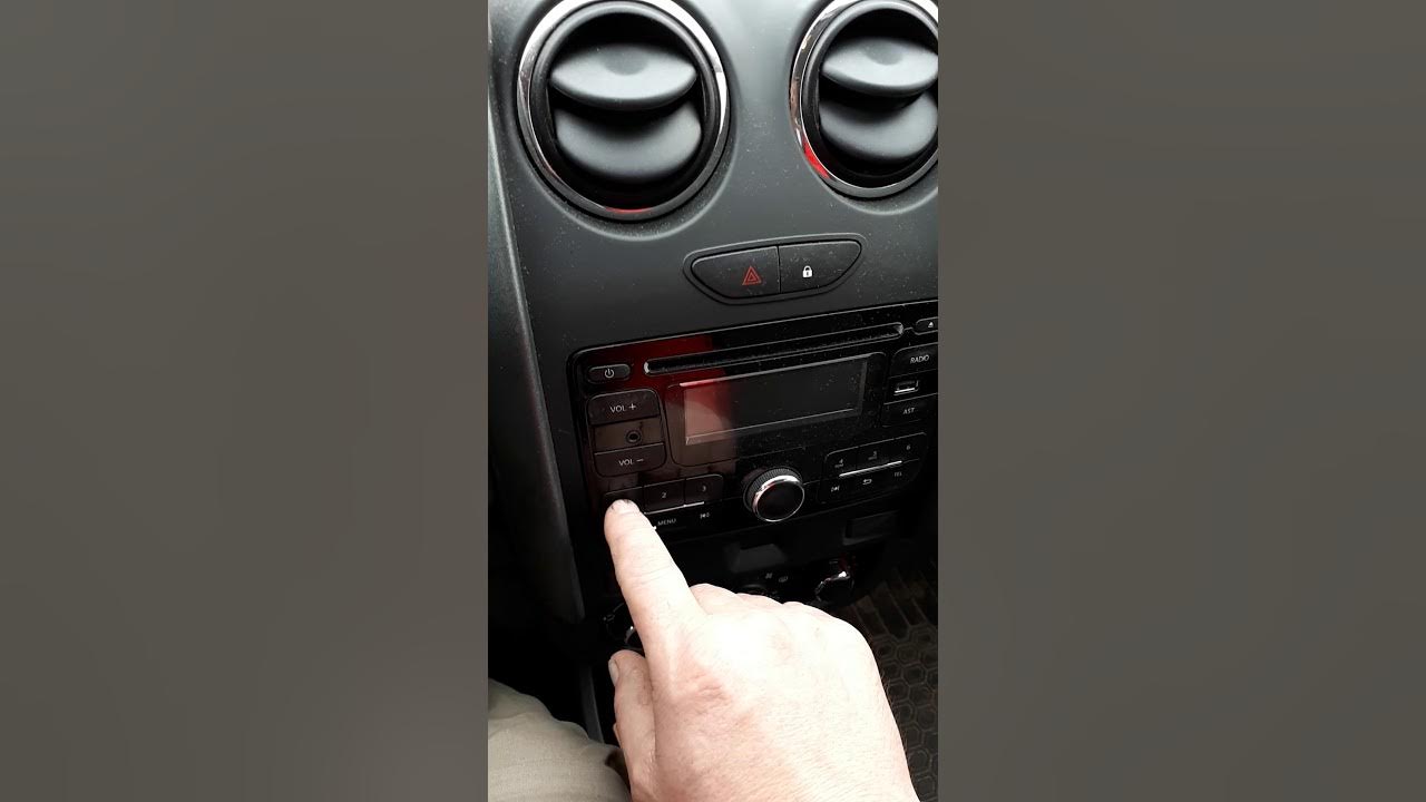 Как снять штатную магнитолу на рено дастер Renault Duster код радио, разблокировка магнитолы. - YouTube