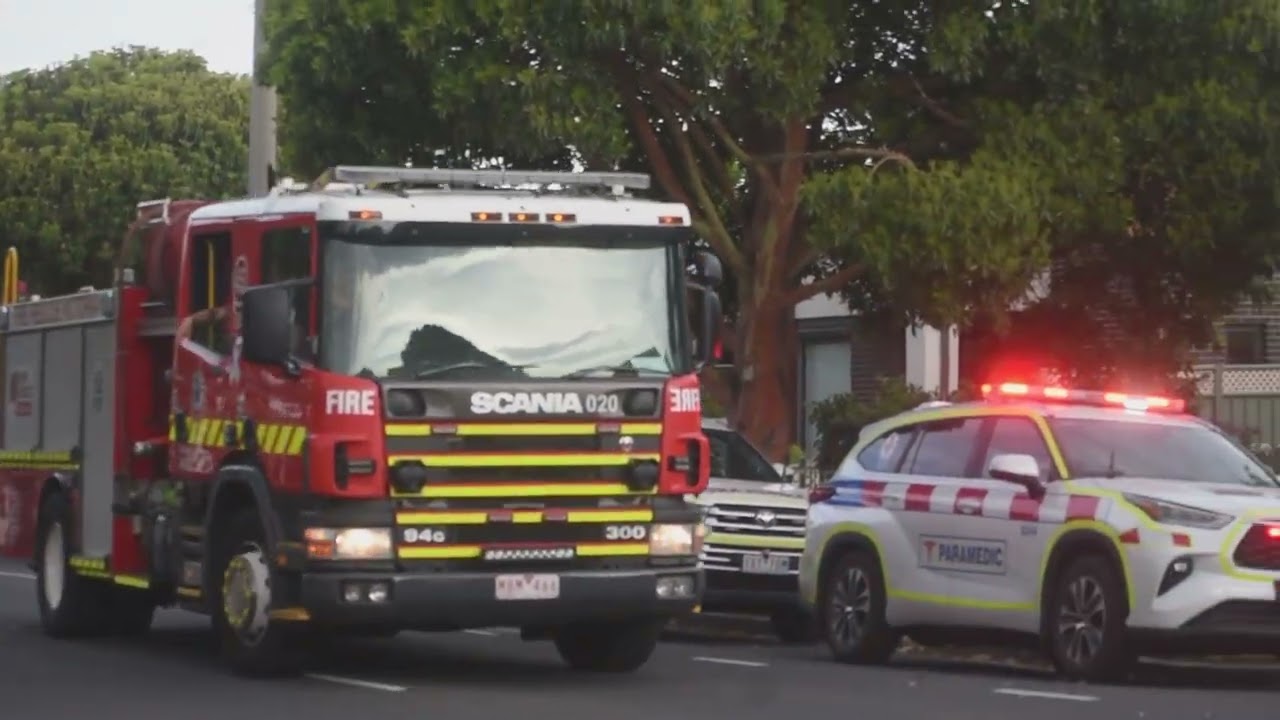 FRV/SES/VICPOL/AV Responding & Arriving On Scene Of A Vehicle Into Structure Call In Altona