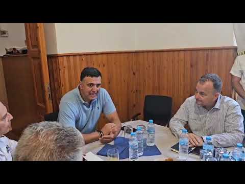 Επίσκεψη στη Λέρο του Υπουργού Ναυτιλίας - Σύσκεψη στο Λιμεναρχείο Λέρου