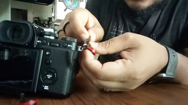 How to attach Peak Design anchors securely to a Fujifilm X camera