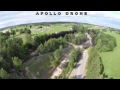 Course de motos et acrobaties filmé par un drone