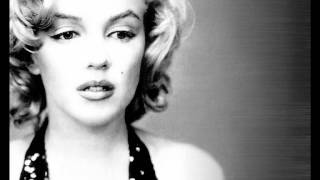 Marilyn Monroe (Or Sandra Dee?) - When I Fall In Love - Original Version - HD AUDIO chords