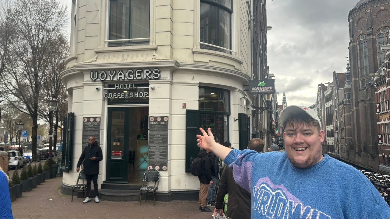 You Can Smoke Weed on This Boat !