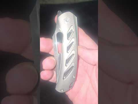 If you haven't checked out WinterPudding(PuddyGo)'s new knives, you really should!