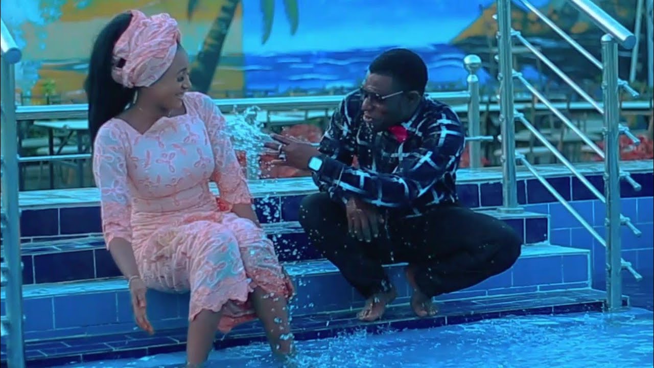 wakar zanbi zabina by auwal Ango GUNDUWAWA.