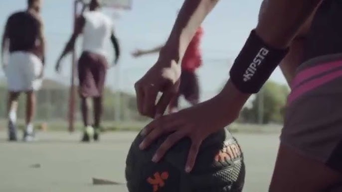 Tecnologia anti furos MagicJam da bola de basquete Tarmak Kipsta - Inovação  Exclusiva Decathlon 