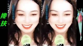 唐藝(Tang Yi)一首  《 攙扶》(Supporting Hand in Hand, Till the End) 道出人生一種相互給於對方的力量, 也是風雨同路!!!