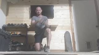 Half Kneeling Diagonal Chop Exercise