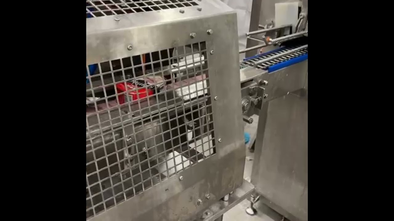 Chemaxpol - Linia do mycia i dezynfekcji puszek przed procesem napełnienia i po procesie napełnienia