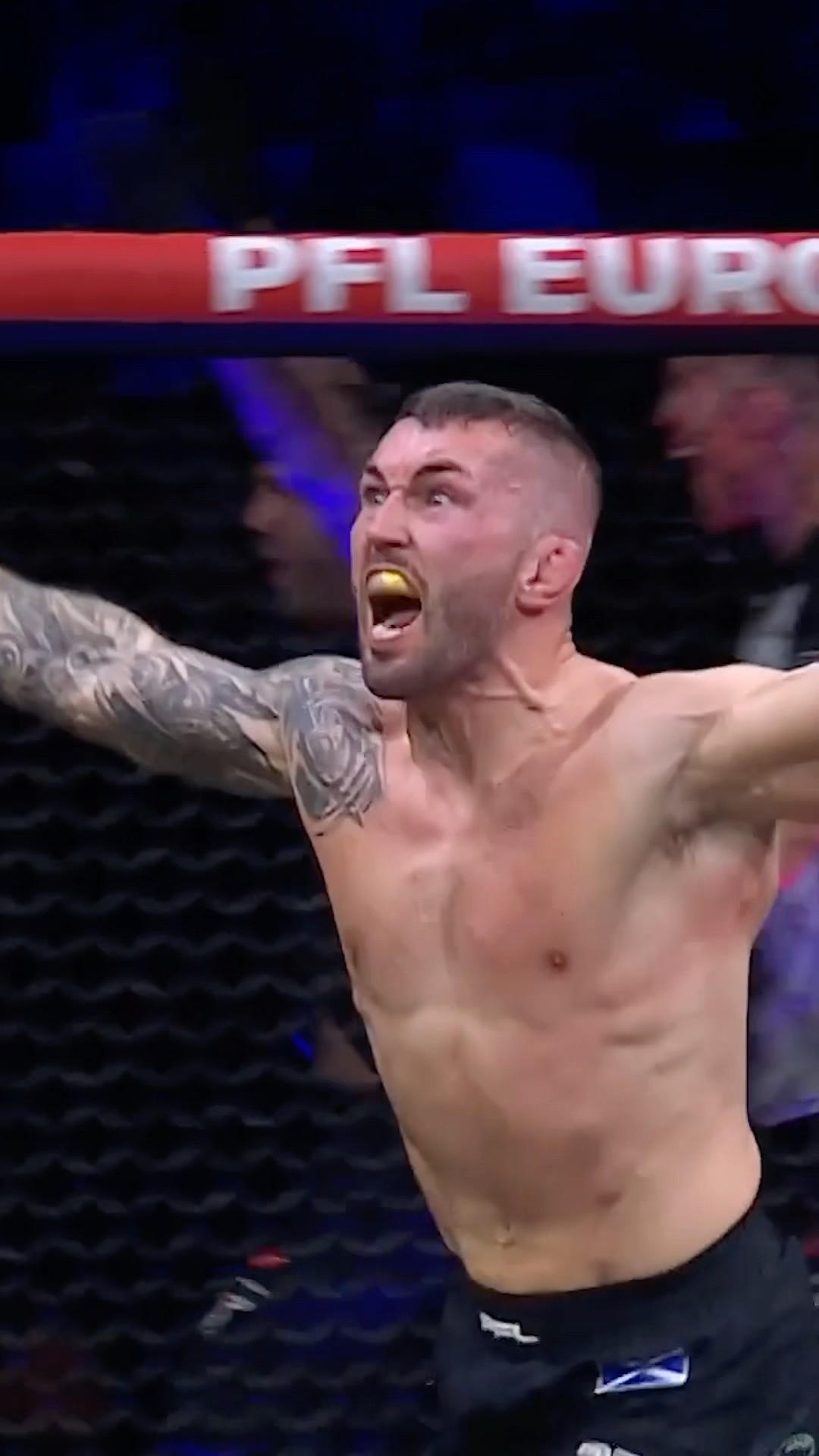 TWISTER FINISH ?️? Stevie Ray stops Lewis Long at #PFLGlasgow #PFL #pfleurope