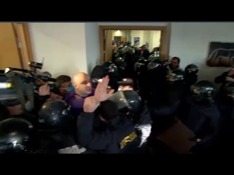 პოლიტიკურ ვითრებას, რაც  ნიკა მელიას დაკავებას მოჰყვა, \"ოცნების\" ყოფილი მაღალჩნოსნები ეხმაურებიან