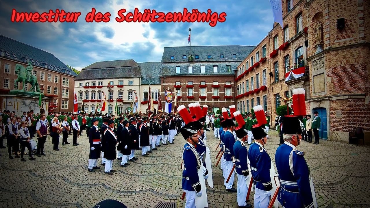 Rheinkirmes Düsseldorf 2025🐎Investitur großer Zapfenstreich-feierliche Investitur des Schützenkönigs