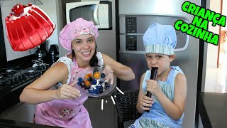 BALA DE GELATINA - Criança na Cozinha com a Mamãe