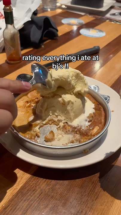 Rating EVERYTHING I ate at Bj’s!!! What’s your fav? #foodie