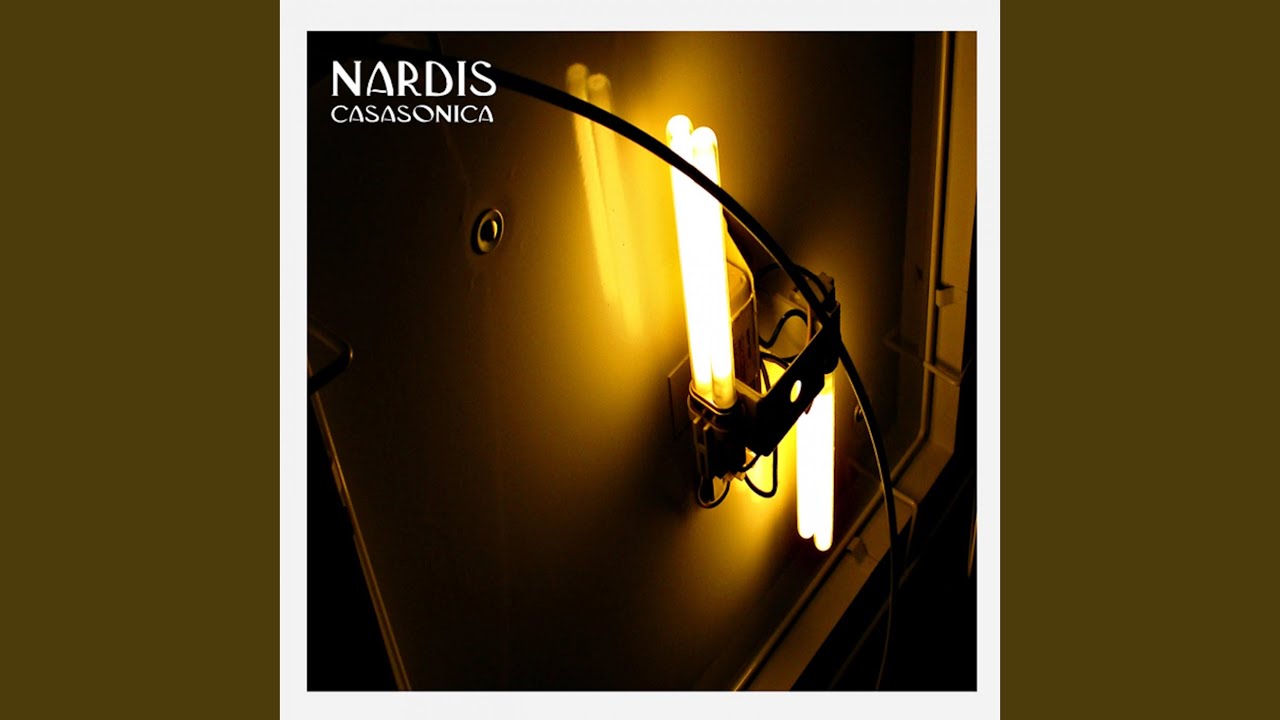 Obejrzyj One Size w YouTube Obejrzyj One Size w YouTube