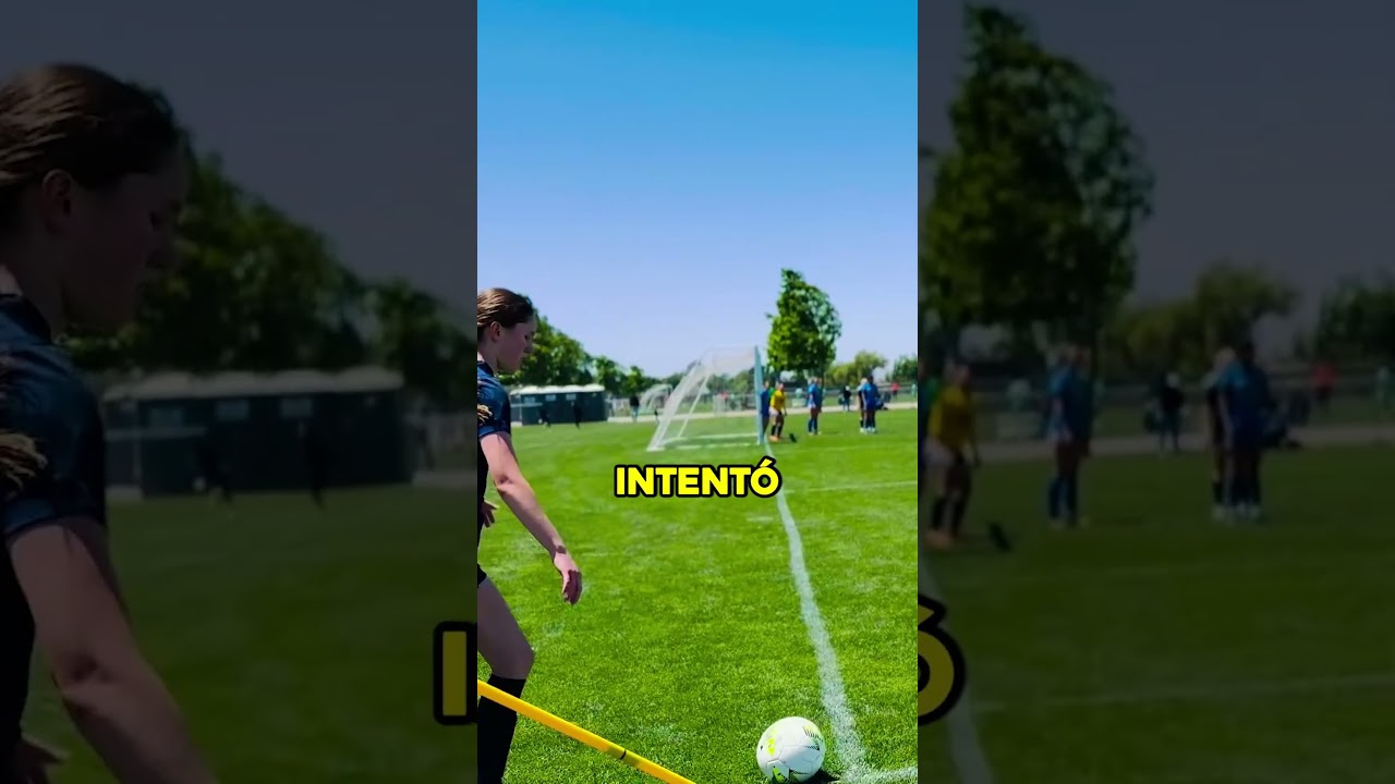 Ella usó el viento a su favor para marcar este golazo! 🤯🔥#shorts