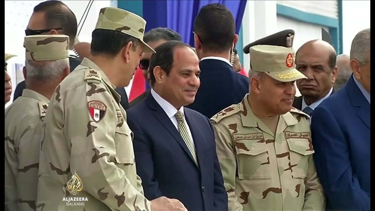 مصر: المزيد من الصلاحيات للرئيس والجيش