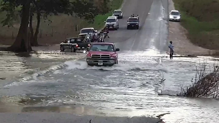 Iguana Creek Bridge (Spanish Lookout Road)  Nov 28...