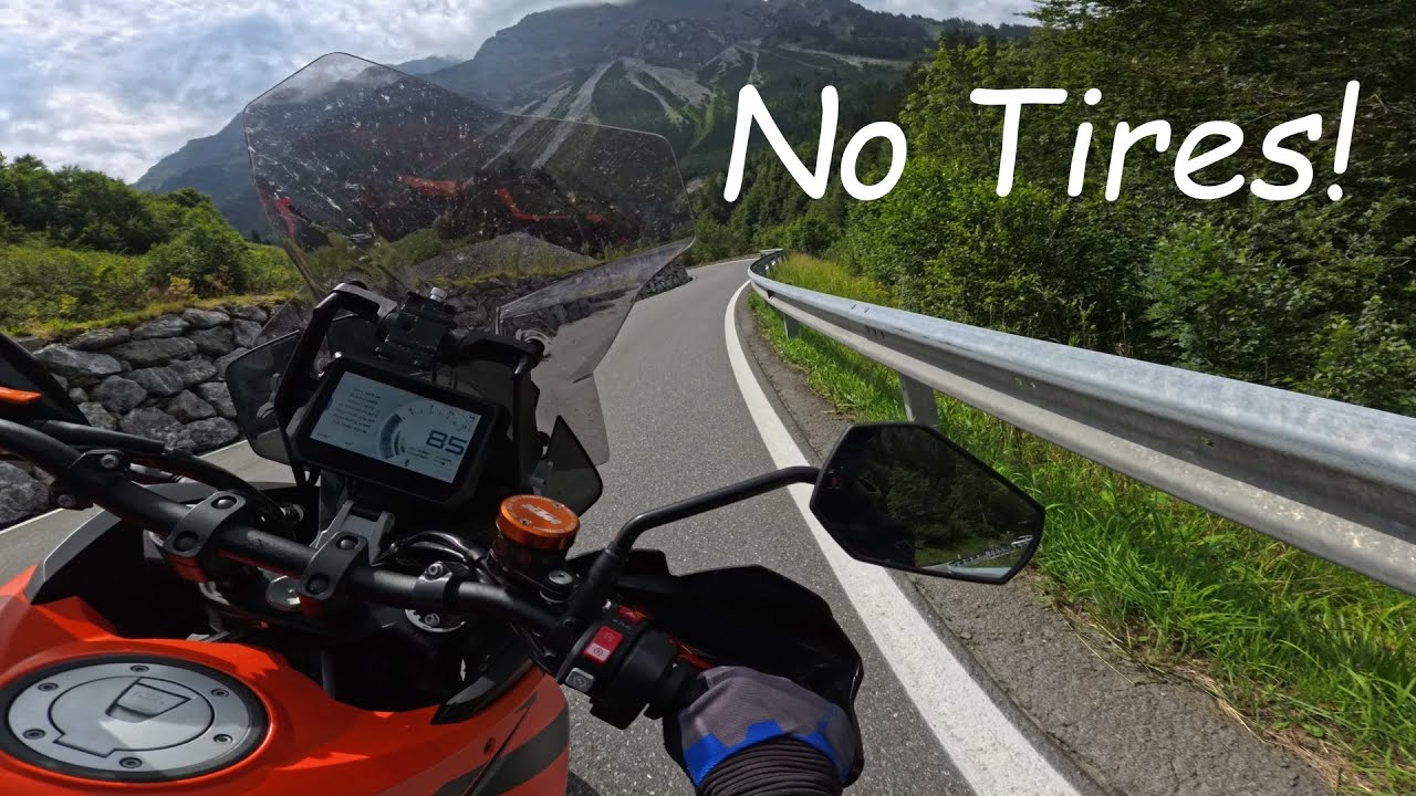 Raw Sound and Bad Tires! KTM 1290S Mountain Roads
