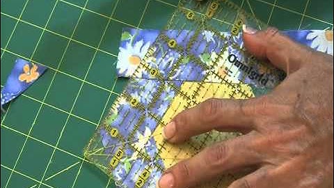 Fons & Porter: Sew Easy, Log Cabin Hexagons