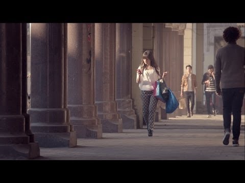 إعلان موبينيل لعرض الكلام و النت كله الأم