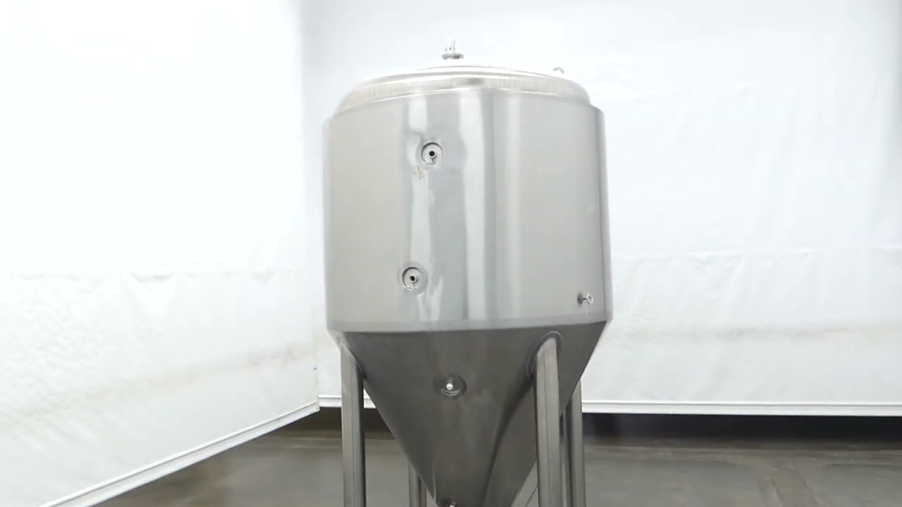 E304158 - Jacketed Fermenter Tank