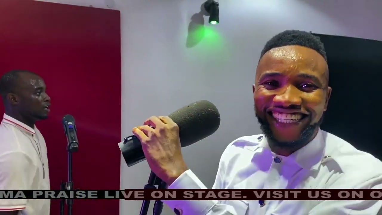 Numa Praise live on stage