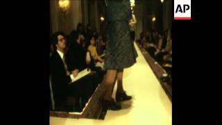 SYND 23-1-74 SPRING FASHION COLLECTION FROM THE HOUSE OF CENTINARO PRESENTED IN ROME