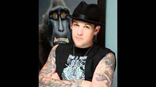 GoodCharlotte's Joel Madden chats with KennyB From Ottawa's #1 Hit Music Station Hot 89.9FM