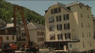 Inondations Un Hôtel Menace De Seffondrer À Barèges - 2606