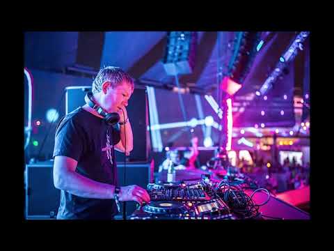 Video: John Digweed Net Tsim Nyog: Wiki, Sib Yuav, Tsev Neeg, Kab tshoob, Nyiaj hli, kwv tij